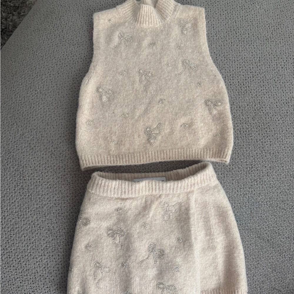 Zara Beige Knit Sweater